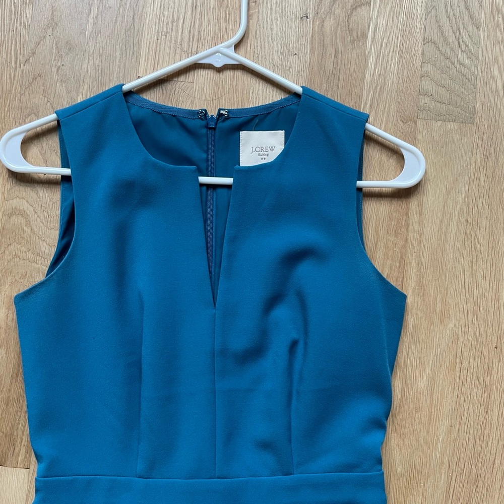 Elegant Teal Sleeveless Dress - Picture 2 of 4